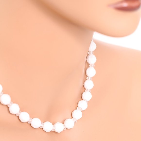 Bundle of Yellow, White and Ivory Necklaces - Picture 5 of 9